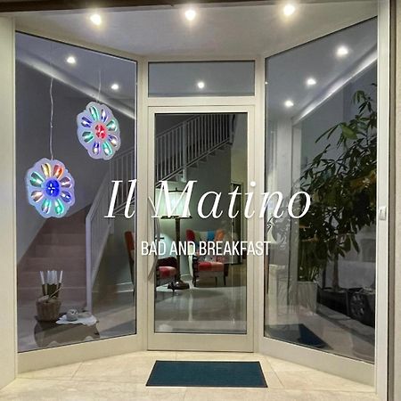 莱韦拉诺Il Matino住宿加早餐旅馆 外观 照片